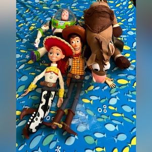 Toy Story Characters , Buzz Light Year , Woody , Jesse, Bullseye, Bullseye NWT.
